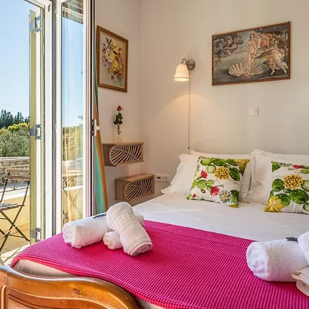 Tzaneta's Star View Villa *