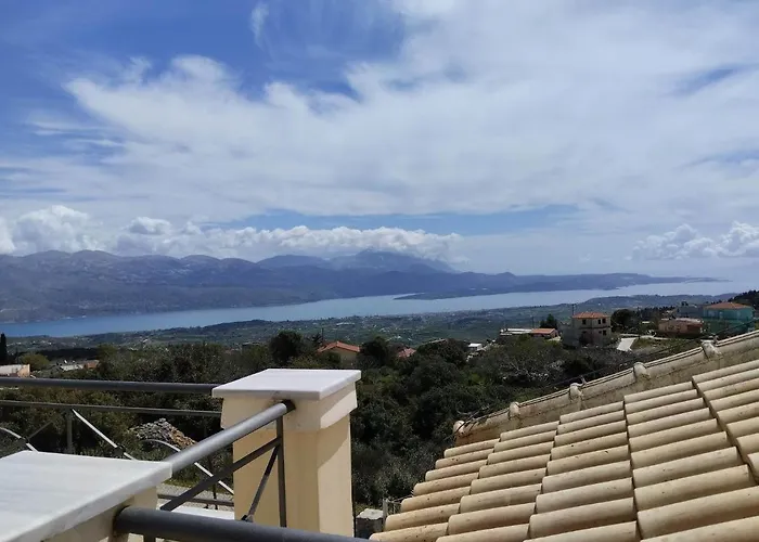 Tzaneta's Star View Villa *