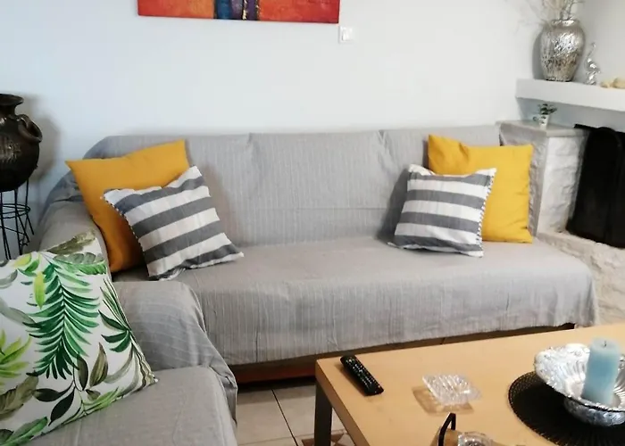 Tzaneta's Star View Villa *